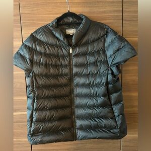 Martha Stewart Women's Short Sleeve Black Puffer Jacket